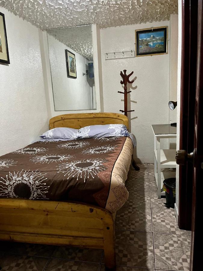 Hostal Carlos Luis Quito Exteriér fotografie