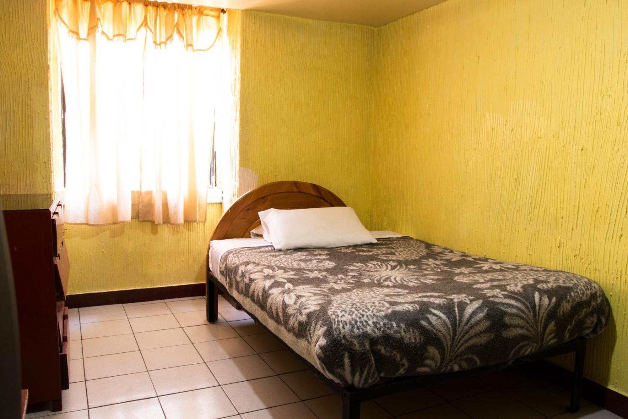 Hostal Carlos Luis Quito Exteriér fotografie
